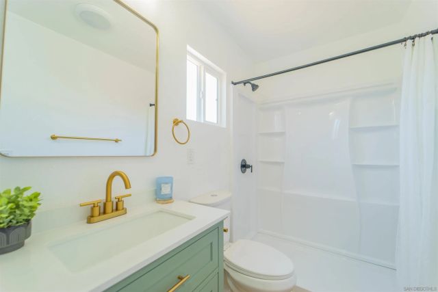 530-32 Delaware St, Imperial Beach, CA 91932