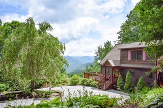 44 Black Bear Lane, Whittier, NC 28789