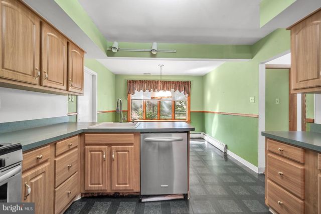 1026 GRAVEL HILL RD, Southampton, PA 18966
