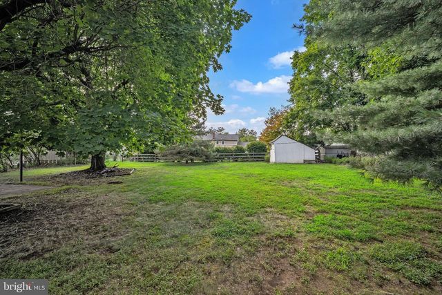 1026 GRAVEL HILL RD, Southampton, PA 18966