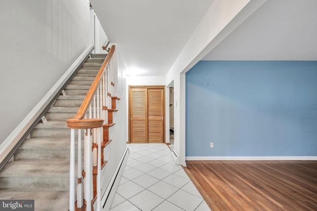 1026 GRAVEL HILL RD, Southampton, PA 18966