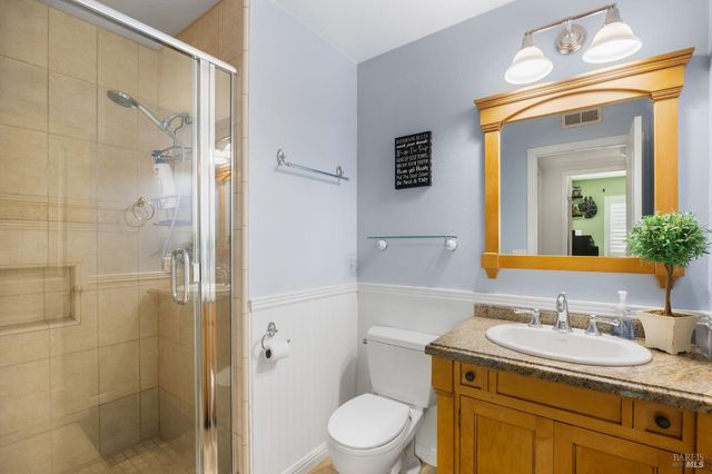 331 Bridgeport Ct, Vacaville, CA 95687