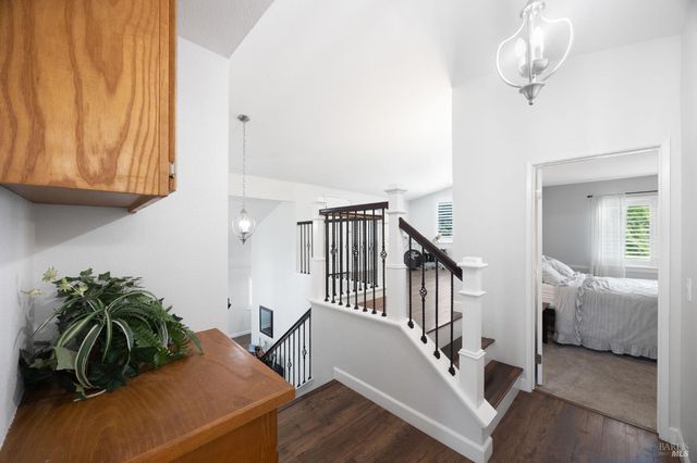 331 Bridgeport Ct, Vacaville, CA 95687