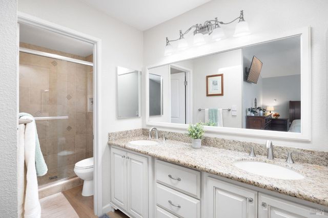 331 Bridgeport Ct, Vacaville, CA 95687