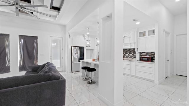 13811 N 34th Lane, Mcallen, TX 78504