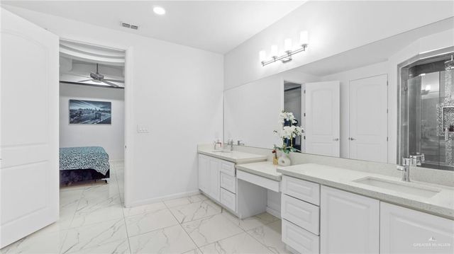 13811 N 34th Lane, Mcallen, TX 78504