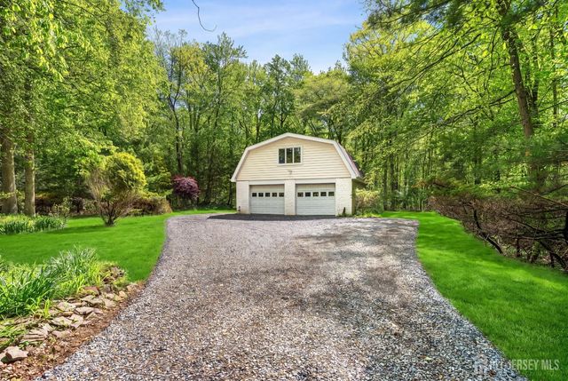 34 Miller Road, Cranbury, NJ 08512