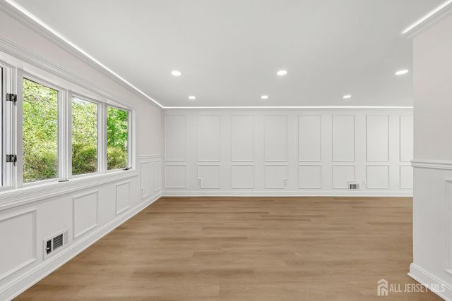 34 Miller Road, Cranbury, NJ 08512