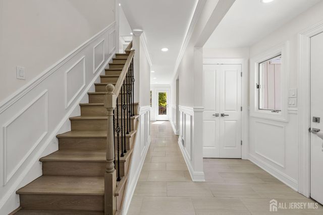 34 Miller Road, Cranbury, NJ 08512