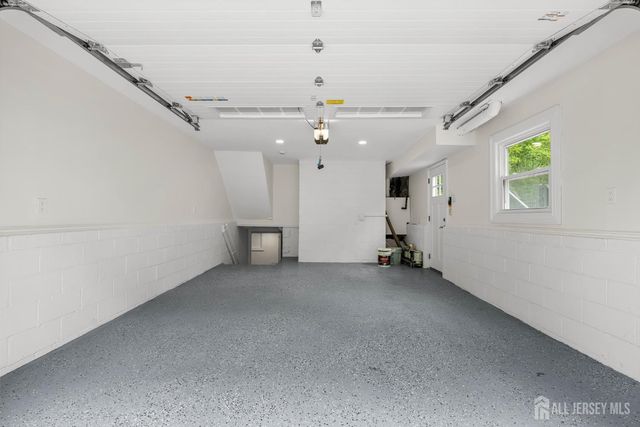 34 Miller Road, Cranbury, NJ 08512