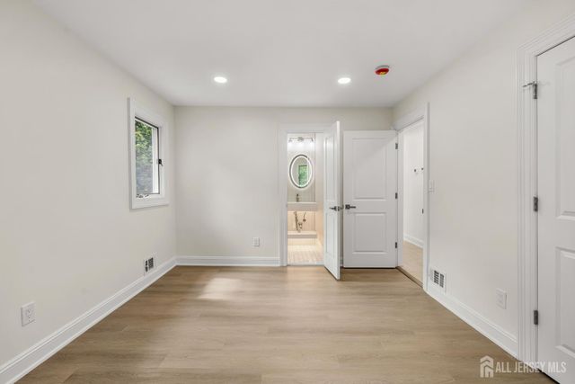 34 Miller Road, Cranbury, NJ 08512