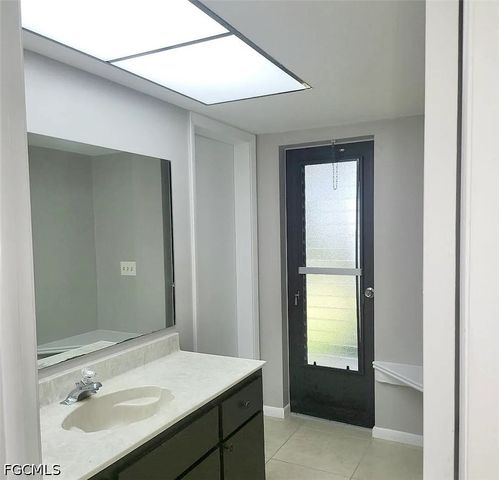 506 SE 26th ST, Cape Coral, FL 33904