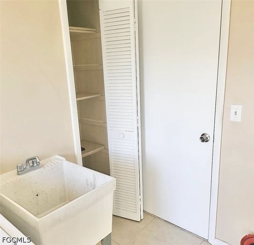 506 SE 26th ST, Cape Coral, FL 33904