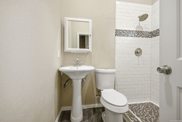 321 Regent, San Antonio, TX 78204