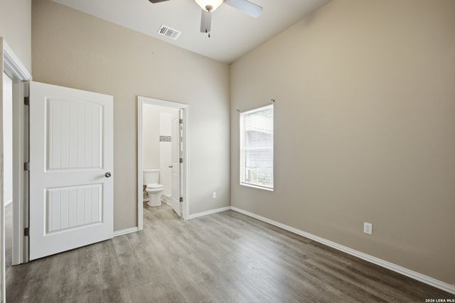 321 Regent, San Antonio, TX 78204