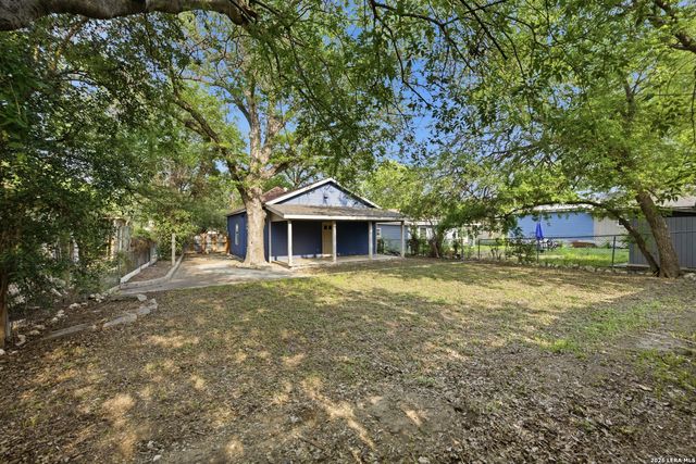 321 Regent, San Antonio, TX 78204