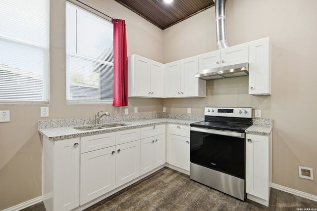 321 Regent, San Antonio, TX 78204