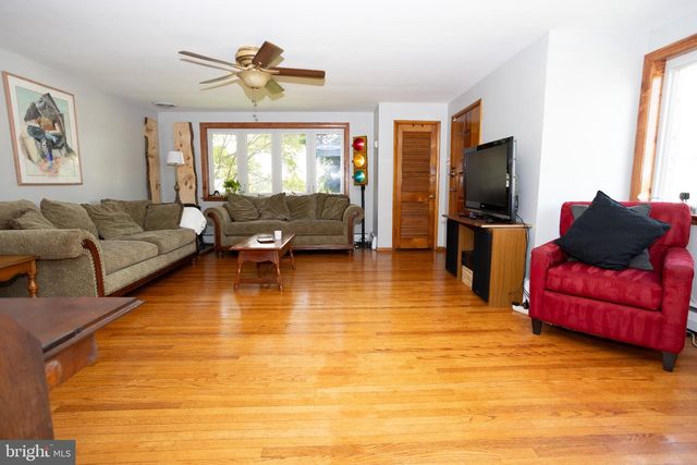 1209 HIGHLAND AVE, Bensalem, PA 19020