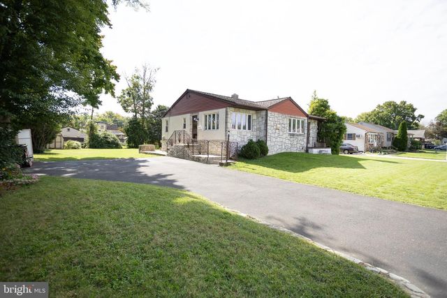 1209 HIGHLAND AVE, Bensalem, PA 19020