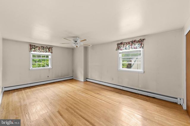 340 HAMPTON DR, Feasterville Trevose, PA 19053
