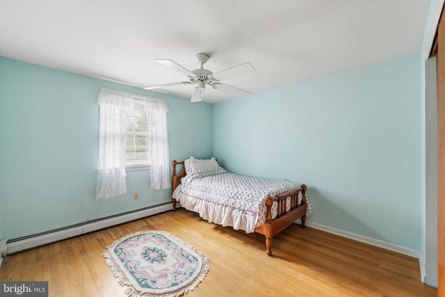 340 HAMPTON DR, Feasterville Trevose, PA 19053