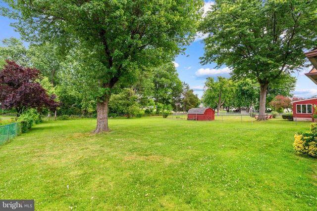 340 HAMPTON DR, Feasterville Trevose, PA 19053