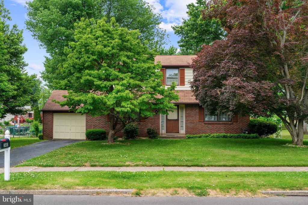 340 HAMPTON DR, Feasterville Trevose, PA 19053