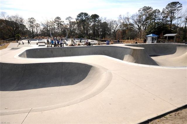 110 E Bay AVE, Norfolk, VA 23503