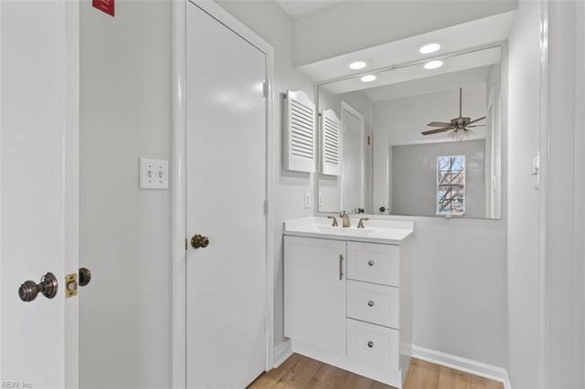 1724 Cottenham LN, Virginia Beach, VA 23454