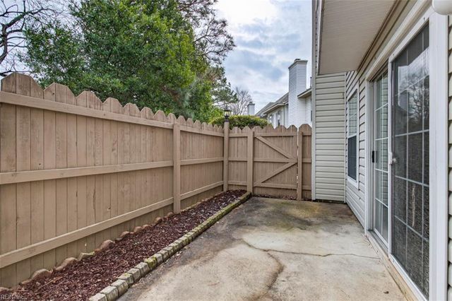 1724 Cottenham LN, Virginia Beach, VA 23454