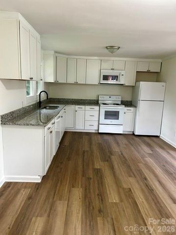 400 Ponderosa Road 14, Stanley, NC 28164