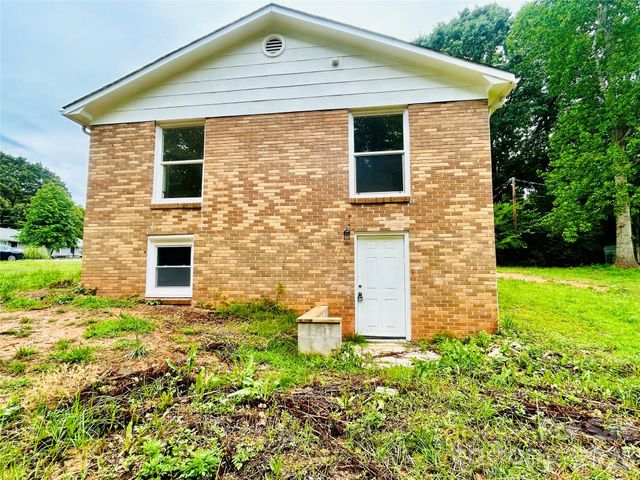 400 Ponderosa Road 14, Stanley, NC 28164