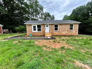 400 Ponderosa Road 14, Stanley, NC 28164