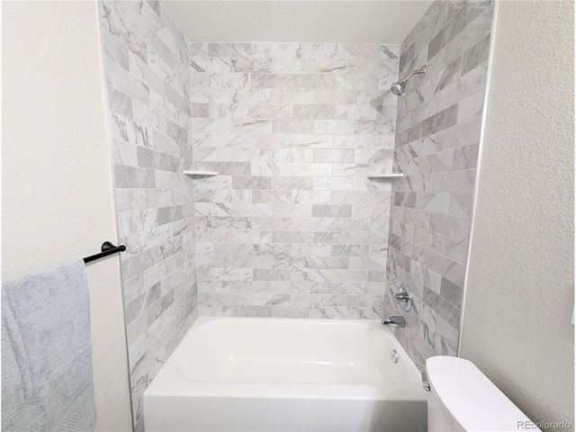 13617 Leo Ct, Littleton, CO 80124