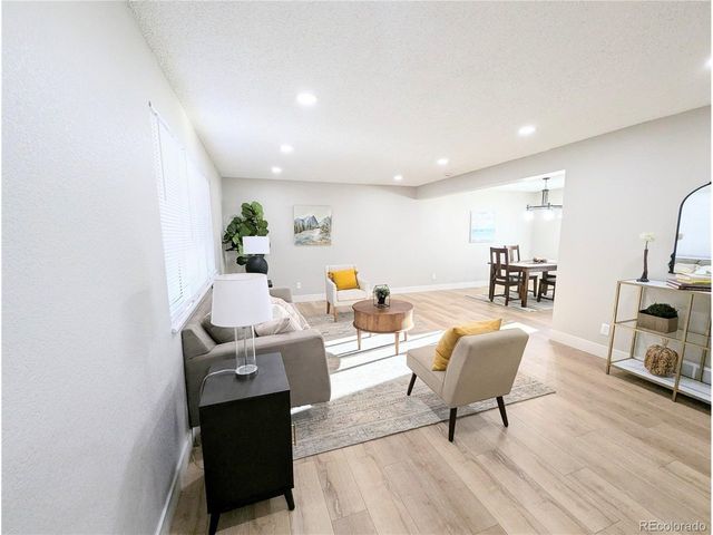 13617 Leo Ct, Littleton, CO 80124