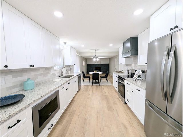 13617 Leo Ct, Littleton, CO 80124