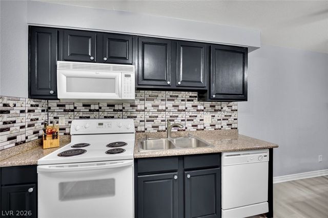 2451 North Rainbow Boulevard 1090, Las Vegas, NV 89108