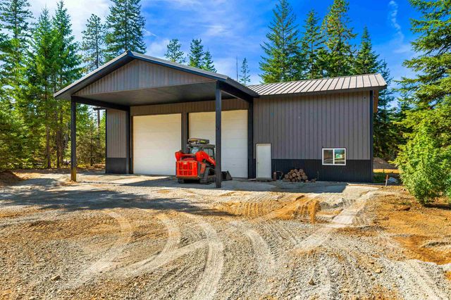 701 Happy Trails Ln, Newport, WA 99156