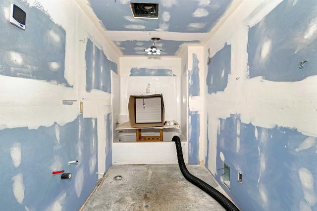 701 Happy Trails Ln, Newport, WA 99156