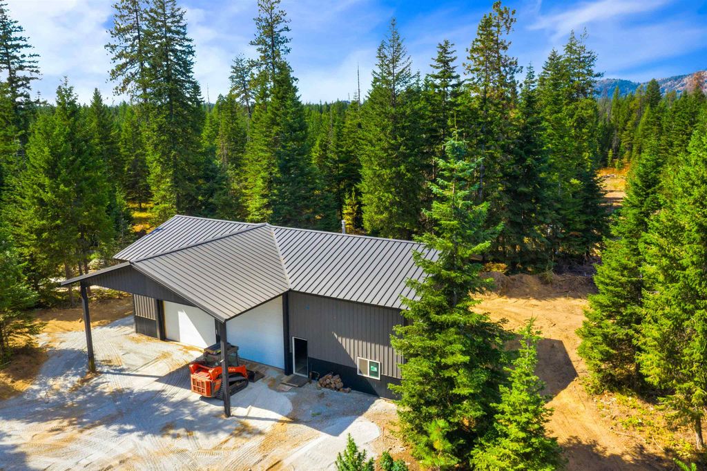 701 Happy Trails Ln, Newport, WA 99156 photo 3