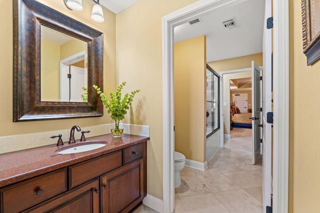 9547 Edgerton Dr Apt 904, Myrtle Beach, SC 29572