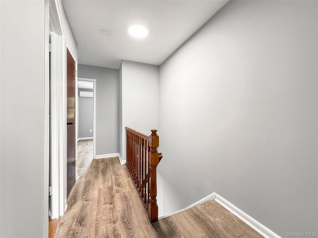 806 E 227th Street, Bronx, NY 10466