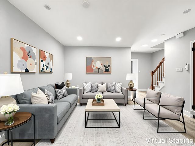 806 E 227th Street, Bronx, NY 10466