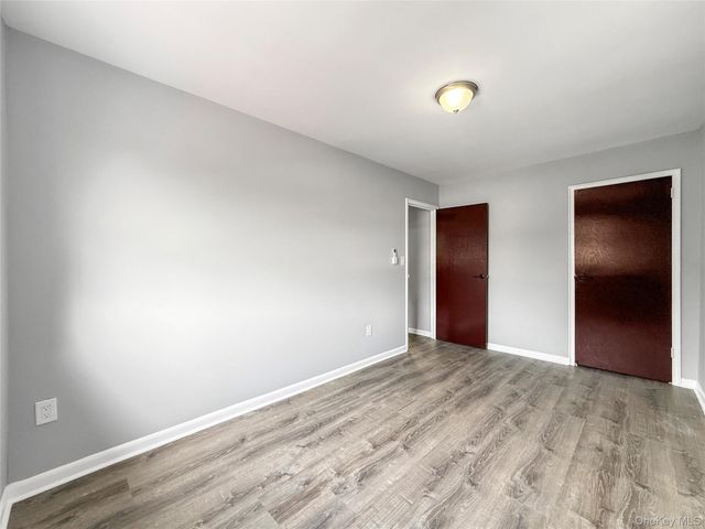 806 E 227th Street, Bronx, NY 10466