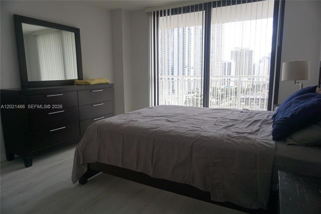 210 174th St 1904, Sunny Isles Beach, FL 33160