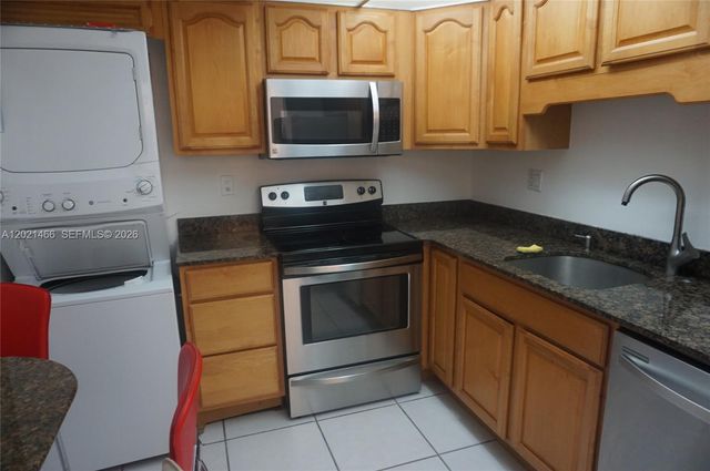 210 174th St 1904, Sunny Isles Beach, FL 33160