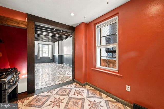 102 E HUNTINGDON ST, Philadelphia, PA 19125
