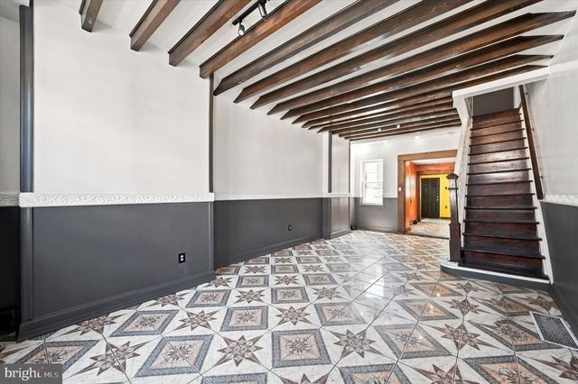 102 E HUNTINGDON ST, Philadelphia, PA 19125