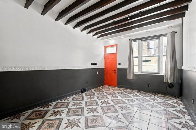 102 E HUNTINGDON ST, Philadelphia, PA 19125