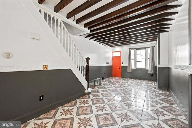 102 E HUNTINGDON ST, Philadelphia, PA 19125